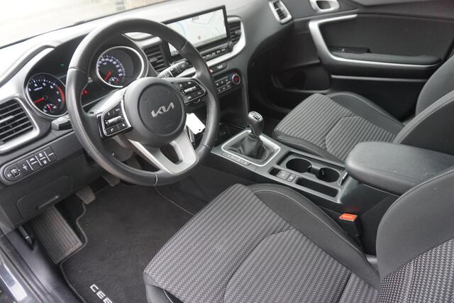 KIA CEE D Ceed 1.0 T-GDi 120PK DynamicLine/Geen Importauto/ All-Seasonbanden.