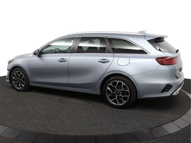 KIA CEE D Ceed Sportswagon 1.5 T-GDi GT-Line Apple Carplay/Android Auto - Cruise Control - Dodehoekdetectie - Panoramadak - Navigatie - Stuur/Stoelverwarming Fabrieksgarantie tot 07-2031
