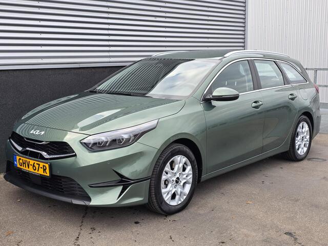 KIA CEE D Ceed Sportswagon 1.5 T-GDi DynamicLine Trekhaak, navigatie Apple CarPlay/Android Auto, parkeersensoren v&a, cruise control, 1e eign. BTW-auto
