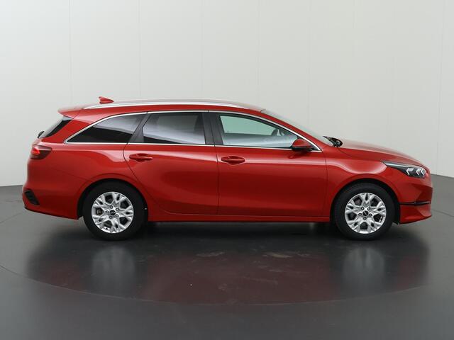KIA CEE D Ceed Sportswagon 1.5 T-GDi DynamicPlusLine | Navigatie | Stoel/Stuurwielverwarming | Dodehoek Detectie | Keyless Go | Elektrische Achterklep | Climate Control |