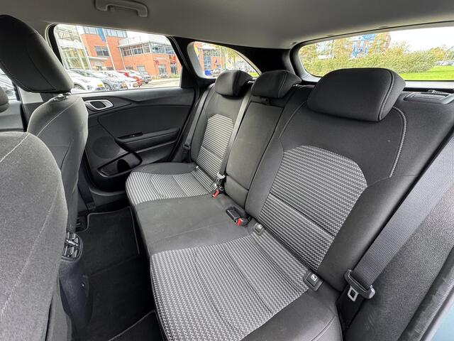 KIA CEE D Ceed Sportswagon 1.5 T-GDi DynamicLine | Eerste Eigenaar | Afneembare Trekhaak | Apple Carplay/Android Auto | Navigatie | Enz...