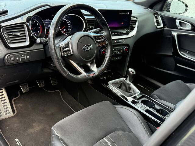 KIA CEE D Ceed Sportswagon 1.5 T-GDi GT-Line Business Edition / tr.hk etc.