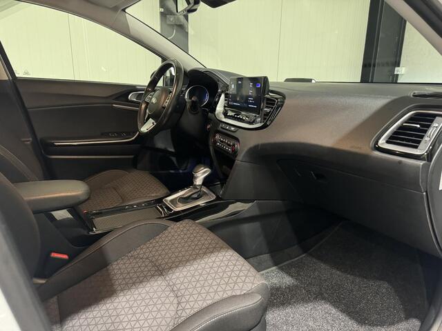 KIA CEE D Ceed Sportswagon 1.6 GDI PHEV BusinessLine Aut. | navi | carplay | led | privacy glas |