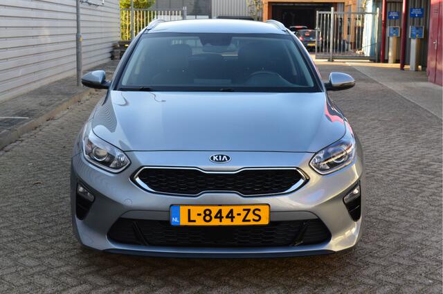 KIA CEE D Ceed Sportswagon 1.0 T-GDi DynamicPlusLine O.a: Afn. Haak, ACC, Camera, Stoel+stuurverw, Etc. All-in prijs!