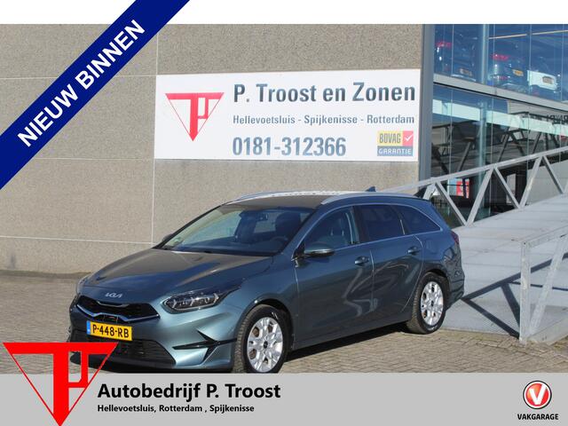 KIA CEE D Ceed Sportswagon 1.0 T-GDi DynamicPlusLine 1ste eigenaar / Orig. NL auto / Dealeronderhouden / Elektrische achterklep / Stoel en stuurverwarming / Trekhaak / Lane assist / Dode hoek detectie / Navigatie / Camera / Apple car play / Climate control / Cruise