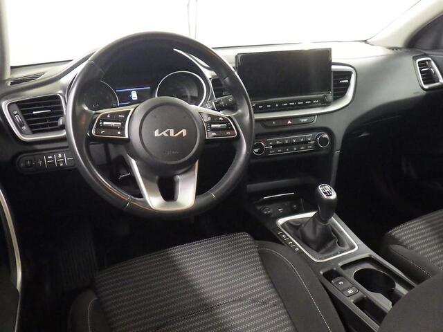 KIA CEE D CEED 1.0 T-GDI DYNAMICLINE I P-CAMERA I ADAPT. CRUISE CONTROL I APPLE CARPLAY I NAVIGATIE