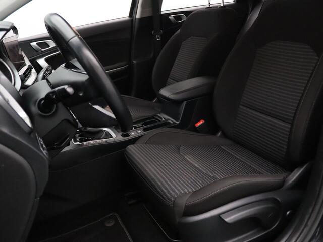 KIA CEE D Ceed Sportswagon 120pk T-GDi MHEV DynamicLine Camera | Cruise | Navi | Parkeersens. achter