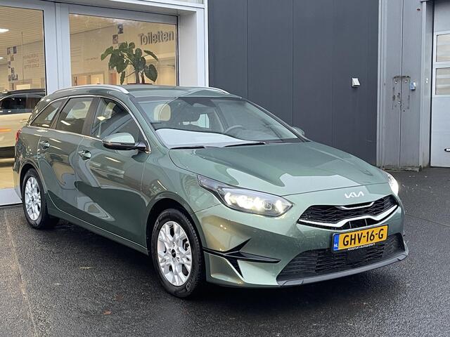 KIA CEE D Ceed Sportswagon 1.5 T-GDi DynamicLine Afneembare trekhaak | Lane Assist | Navigatie