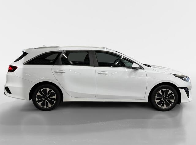KIA CEE D 1.6 GDI PHEV DynamicLine I Carplay I Keyless I Camera