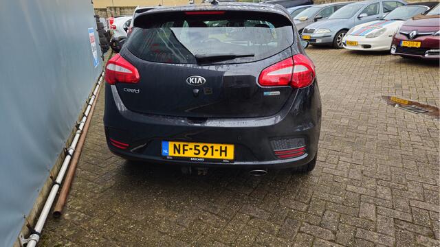 KIA CEE D cee'd 1.6 GDI DynamicLine NAVI TEL LM CAMERA TREKHAAK