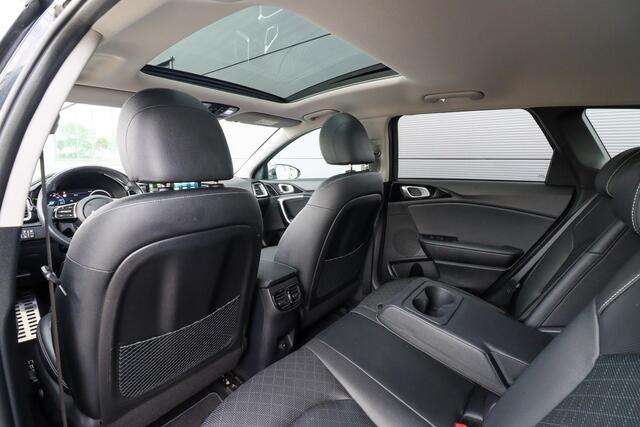 KIA CEE D Ceed Sportswagon 1.6 GDI PHEV ExecutiveLine | Trekhaak | Panoramadak | Rijklaarprijs - incl.garantie