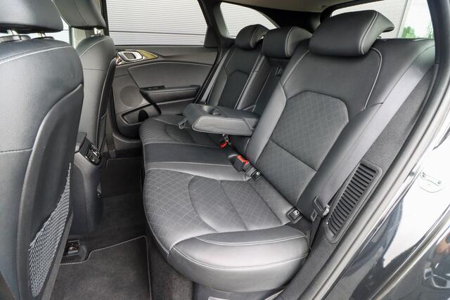 KIA CEE D Ceed Sportswagon 1.6 GDI PHEV ExecutiveLine | Trekhaak | Panoramadak | Rijklaarprijs - incl.garantie