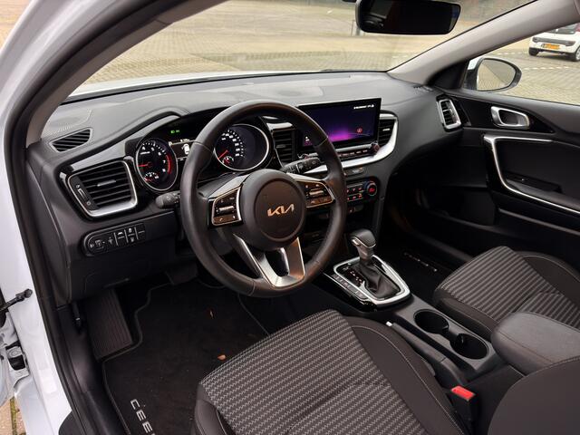 KIA CEE D Ceed Sportswagon 1.5 T-GDi DynamicLine (Carma / Stoelverw. / Navi / Cruise)