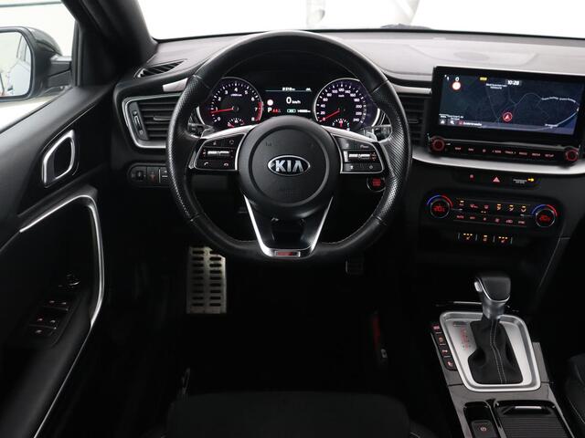KIA CEE D Ceed 1.5 T-GDi GT-Line | Trekhaak | Stoel & stuurverwarming | Leder/Alcantara | Camera | Adaptive cruise | Park Assist | Climate control | Full LED | Carplay | Navigatie | Sportstoelen