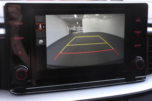 KIA CEE D Ceed Sportswagon 1.0 T-GDi 101pk Prestige | Navigatie | Apple Carplay/Android Auto | Camera | Stoel- en stuurverwarming | Cruise Control | Climate Control | Start/Stop systeem | Getinte ramen