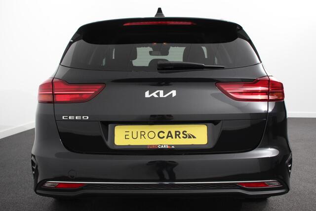 KIA CEE D Ceed Sportswagon 1.0 T-GDi 101pk Prestige | Navigatie | Apple Carplay/Android Auto | Camera | Stoel- en stuurverwarming | Cruise Control | Climate Control | Start/Stop systeem | Getinte ramen