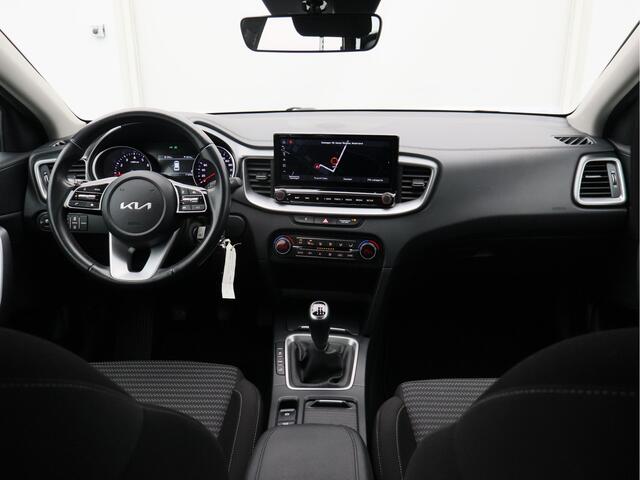 KIA CEE D Ceed Sportswagon 1.5 T-GDi DynamicLine/ lage km/ zeer mooi!