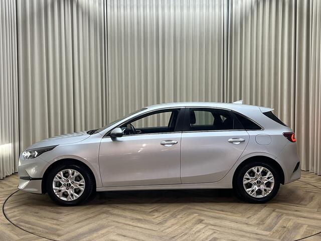 KIA CEE D Ceed 1.0 T-GDi DynamicLine *Org.NL!* Facelift / Eerste Eigenaar / Camera / Carplay / Cruise / Navigatie / PDC / ECC Clima / 16'' LMV