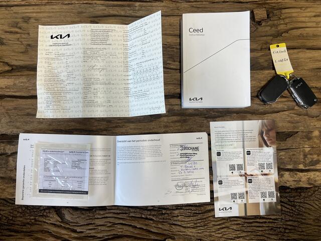 KIA CEE D Ceed 1.0 T-GDi DynamicLine *Org.NL!* Facelift / Eerste Eigenaar / Camera / Carplay / Cruise / Navigatie / PDC / ECC Clima / 16'' LMV