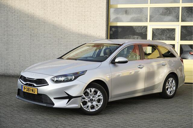 KIA CEE D Ceed Sportswagon 1.0 T-GDi DynamicLine BJ2022 Lmv 16" | Led | Pdc | Navi | Achteruitrijcamera | App-Connect | Climate control | Cruise control | Getint glas