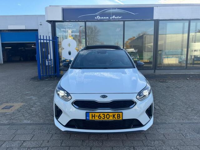 KIA CEE D 1.4 T-GDI | GT-Line | AUTOMAAT | PANO | HARMAN KARDON | TREKHAAK