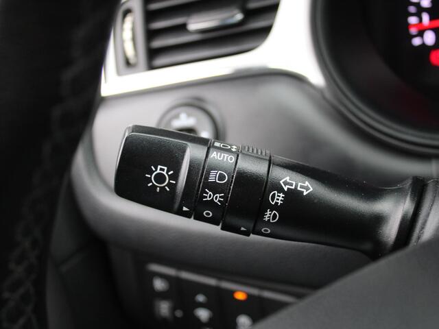 KIA CEE D cee'd Sportswagon 1.6 GDI First Edition | Trekhaak | Camera | Cruise | Navi | Airco | 16' LM | All season banden |