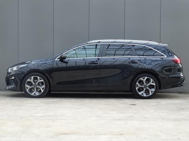 KIA CEE D Ceed Sportswagon 1.0 T-GDi MHEV ExecutiveLine * PANORAMADAK * LEER * CARPLAY !!