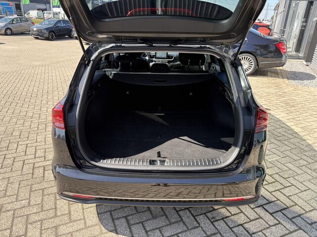 KIA CEE D Ceed Sportswagon 1.0 T-GDi DynamicLine