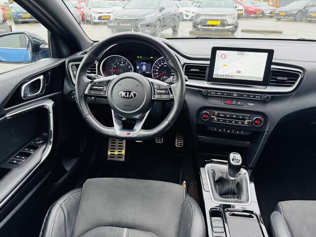 KIA CEE D Ceed Sportswagon 1.0 T-GDi GT-Line Panoramadak | All season banden| Clima | Cruise | Camera | Navi | Keyless | Privacyglass