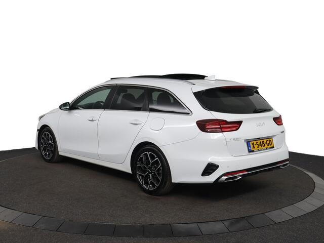 KIA CEE D Ceed Sportswagon 1.5 T-GDi GT-Line Automaat - Sportstoelen - Panorama dak - elektrische Achterklep - Adaptive Cruise control - Navigatie - Fabrieksgarantie tot 11-2030 of 150.000 km