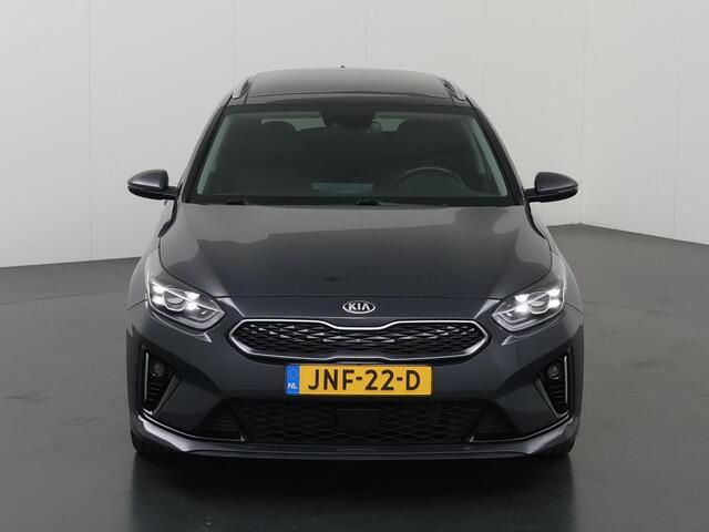 KIA CEE D Ceed Sportswagon 1.6 GDI PHEV ExecutiveLine | Navigatie | Schuifdak | Parkeercamera | Stoelverwarming/verkoeling | Keyless Go |