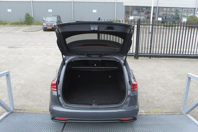 KIA CEE D Ceed Sportswagon 1.0 T-GDi DynamicPlusLine Stoelverwarming/Stuurverwarming/Achteruitrijcamera/Apple carplay/Licht metalen velgen/Cruise control/Lane assist