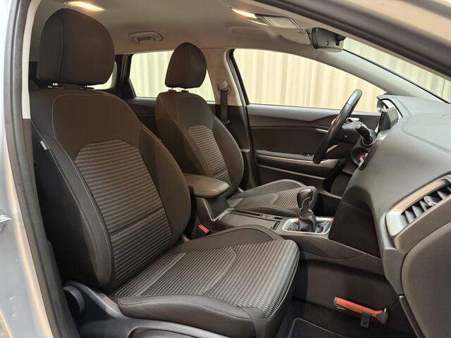 KIA CEE D Ceed Sportswagon 1.0 T-GDi DynamicLine Org.NL! / Carplay / Camera / Lane-Assist / Cruise / Navigatie / ECC Clima / 16'' LMV