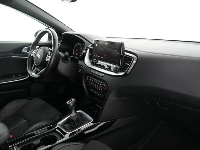 KIA CEE D Ceed 1.0 T-GDi GT-Line |panoramadak|stoelverwarming|stuurverwarming|Apple Carplay|navigatie|camera|DAB|keyless|rijhulpsystemen|LED|