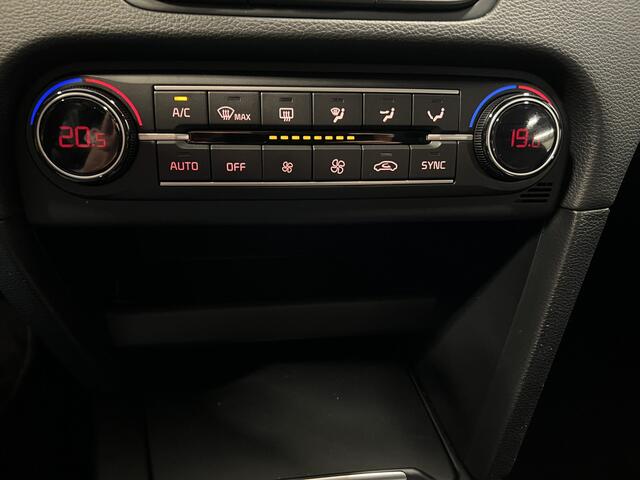 KIA CEE D Ceed Sportswagon 1.0 T-GDi MHEV DynamicLine | Navigatie/Android/Apple Carplay | LM Velgen 16" | Cruise Control Adaptief | Airco | LED Koplampen |