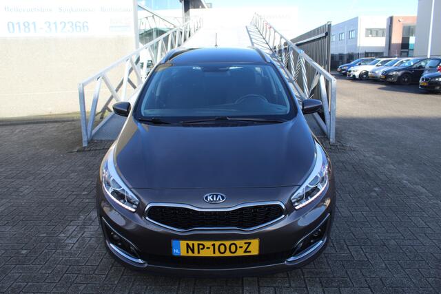 KIA CEE D cee'd Sportswagon 1.6 GDI ComfortPlusLine 135pk Navigator | Cruise control | Achteruitrijcamera | Parkeersensoren