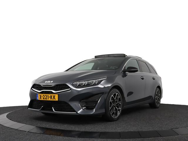 KIA CEE D Ceed Sportswagon 1.5 T-GDi GT-Line Automaat - Automatische achterklep - Keyless entry - Achteruitrij camera - Stoel/Stuur verwarming - Adaptieve cruise control - Schuif/kantel dak - Apple Carplay/Android Auto - -Fabrieksgarantie tot 12-2030