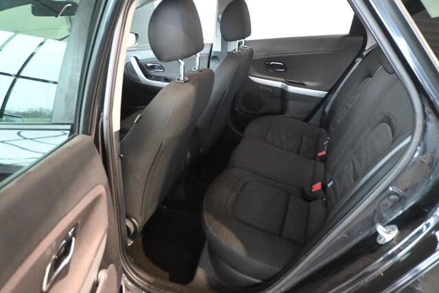 KIA CEE D cee'd Sportswagon 1.0 T-GDi ComfortPlusLine Navigator Clima Cruise control PDC Navigatie Goed Onderhouden Inruil Mogelijk!