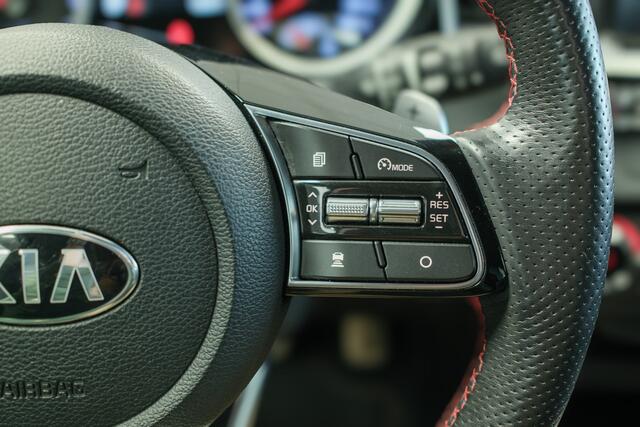 KIA CEE D Ceed 1.6 T-GDi GT 204pk Apple carplay, Add cruise, Camera, PDC, Trekhaak afneembaar!