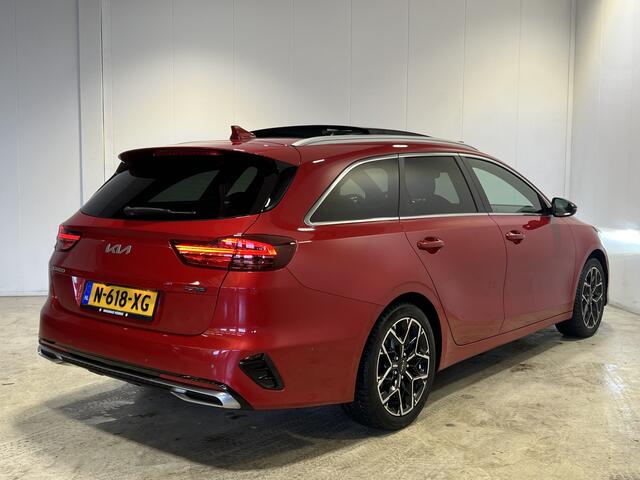 KIA CEE D Ceed Sportswagon 1.0 T-GDi GT-PlusLine | Navigatie/Android/Apple Carplay | Trekhaak | Elektrisch Glazen Panoramadak | Voorstoelen/Stuur/Achterbank Verwarmd | Cruise Control Adaptief |