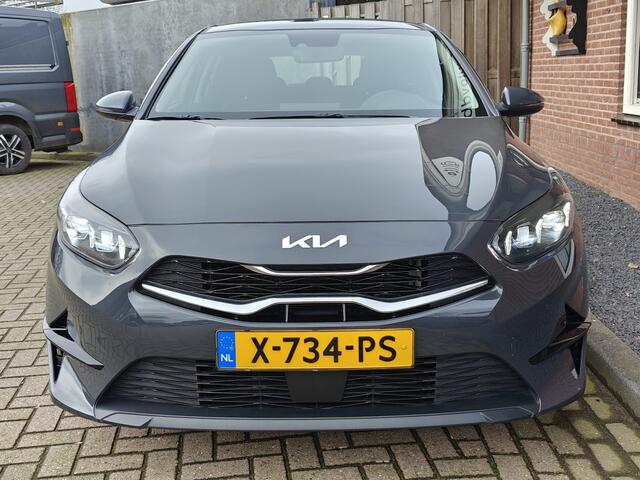 KIA CEE D Ceed 1.0 T-GDi DynamicL. CAMERA / APPLE CARPLAY / ANDROID AUTO