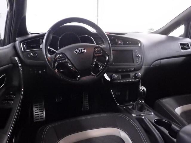 KIA CEE D CEE'D SPORTSWAGON 1.0 T-GDI GT-LINE EDITION I TREKHAAK I SCHUIF/KANTELDAK I APPLE CARPLAY I CLIMATE CONTROL