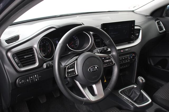 KIA CEE D Ceed 1.0 T-GDi 120pk Vision | Navigatie | Apple Carplay/Android Auto | Climate Control | Cruise control | Camera | Extra Getint Glas | DAB