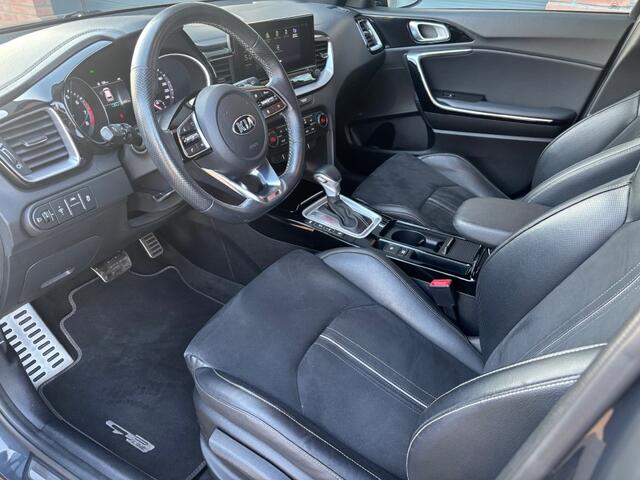KIA CEE D 1.5 T-GDI MHEV GTLED
