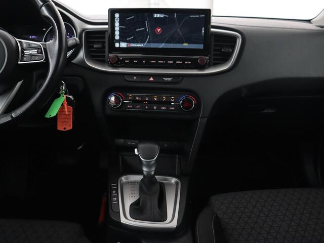 KIA CEE D Ceed 1.4 T-GDi DynamicLine | Automaat | Camera | Trekhaak | Carplay | Navigatie | Climate control | DAB | Cruise control | Parkeerhulp