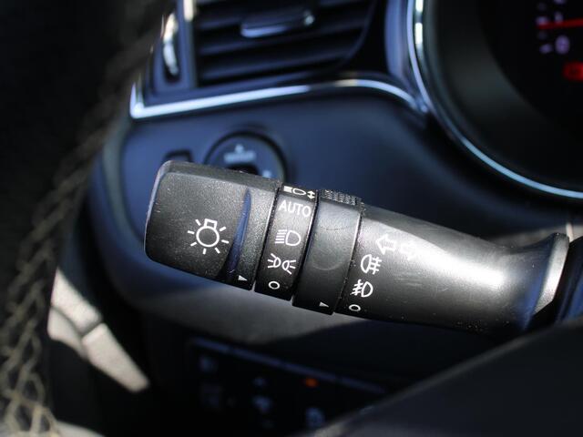 KIA CEE D cee'd Sportswagon 1.0 T-GDi GT-Line Edition | Trekhaak | Stuur-/stoelverwarming | Pano dak | Camera | 17" LM | Clima | Cruise | Navi | Carplay |