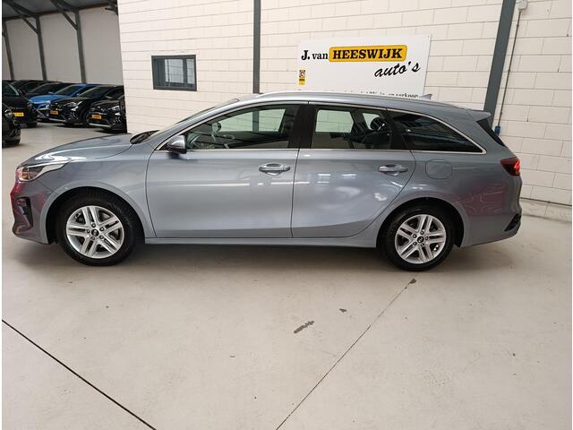 KIA CEE D Ceed Sportswagon 1.0 T-GDi DynamicLine Navigatie | Parkeersensoren | Airco (automatisch) | Cruiscontol