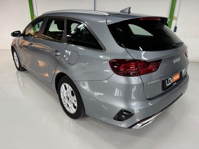 KIA CEE D Sportswagon 1.6 GDI PHEV / 22.854 km / Automaat / 19-12-2022 / Apple Carplay / Android Auto.