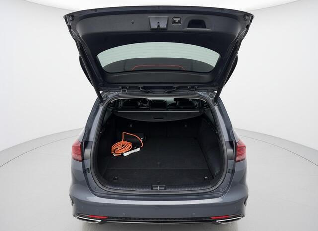 KIA CEE D Ceed Sportswagon 1.6 GDI PHEV DynamicLine