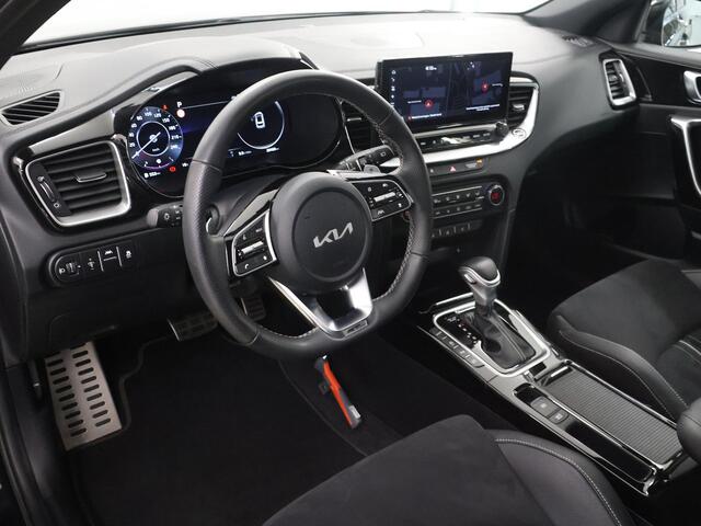 KIA CEE D Ceed 1.5 T-GDi GT-Line | Panoramadak | Matrix LED Koplampen | Stoel/Stuurverwarming | Keyless Go | Elektrisch bedienbare achterklep |